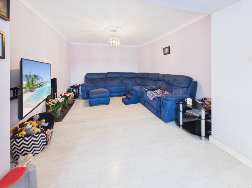 4 bedroom House for Sale Weston Way, Baldock, Hertfordshire