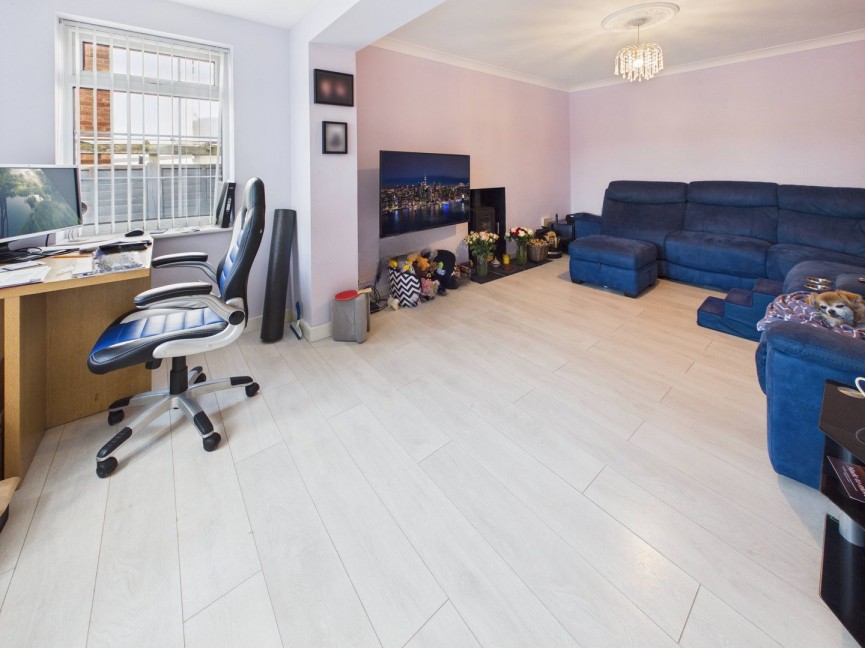 4 bedroom House for Sale Weston Way, Baldock, Hertfordshire