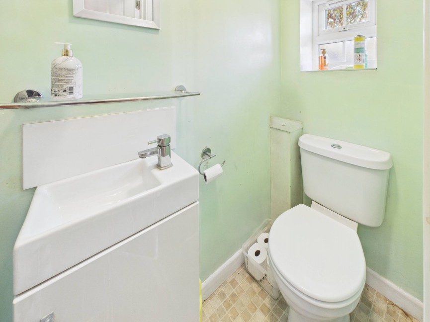 4 bedroom House for Sale Weston Way, Baldock, Hertfordshire