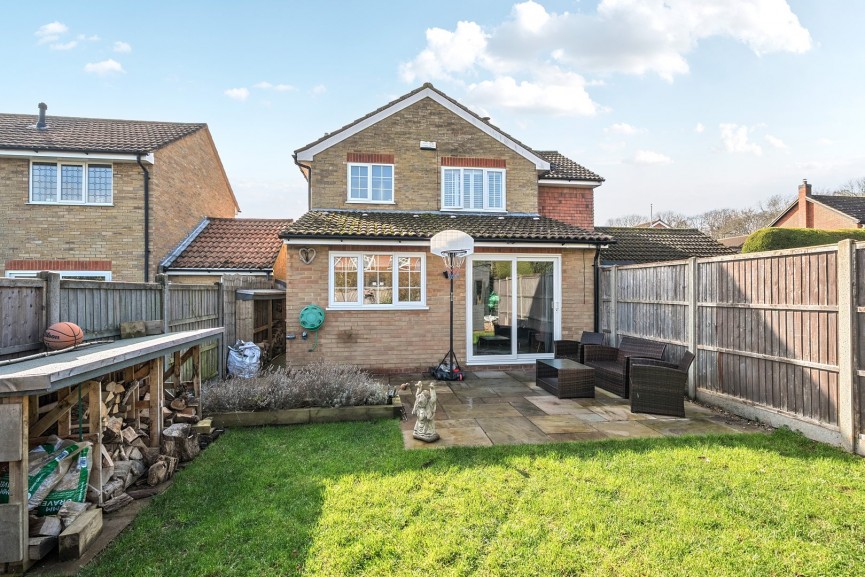 4 bedroom House for Sale The Quantocks, Flitwick, Bedfordshire