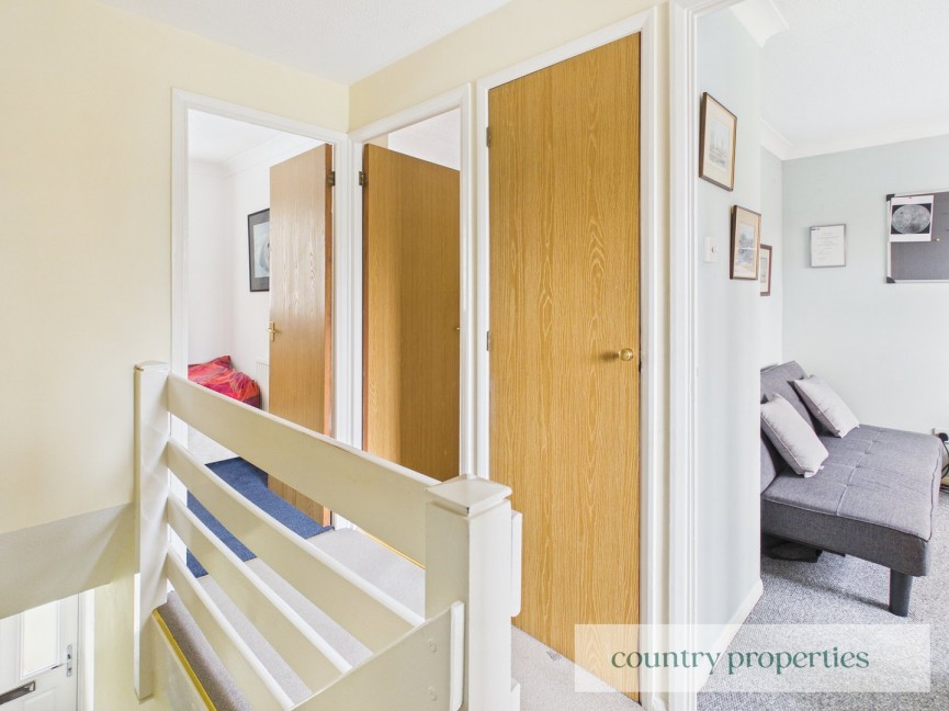 3 bedroom House for Sale Harwood Close, Welwyn Garden City, Hertfordshire