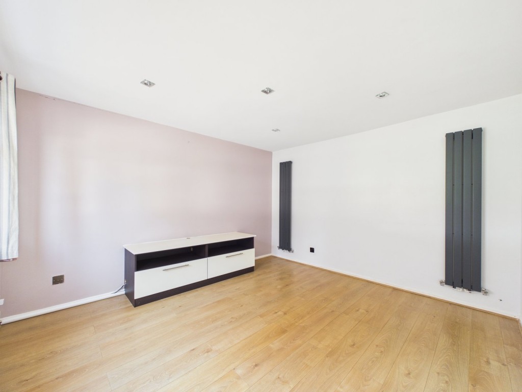 Hardy Close, Hitchin, Hertfordshire