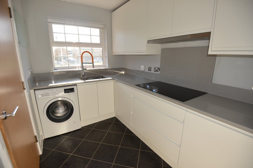 4 bedroom House for Letting Meadow Walk, Henlow, Bedfordshire