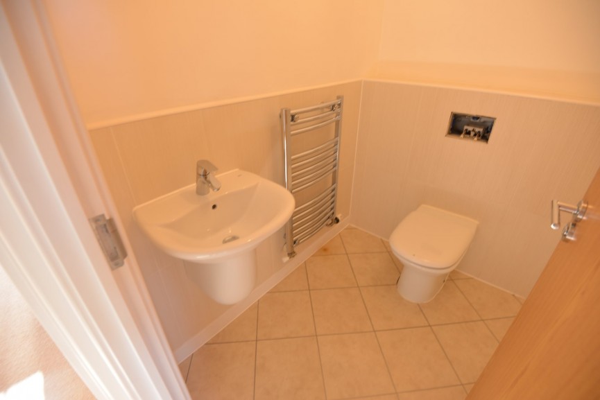 4 bedroom House for Letting Meadow Walk, Henlow, Bedfordshire