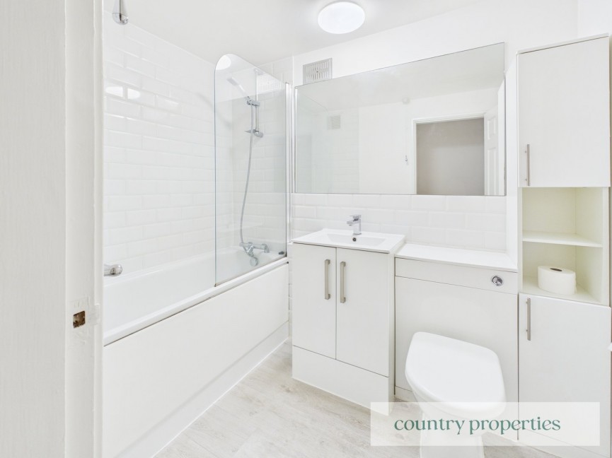 1 bedroom Flat for Sale Corners, Welwyn Garden City, Hertfordshire