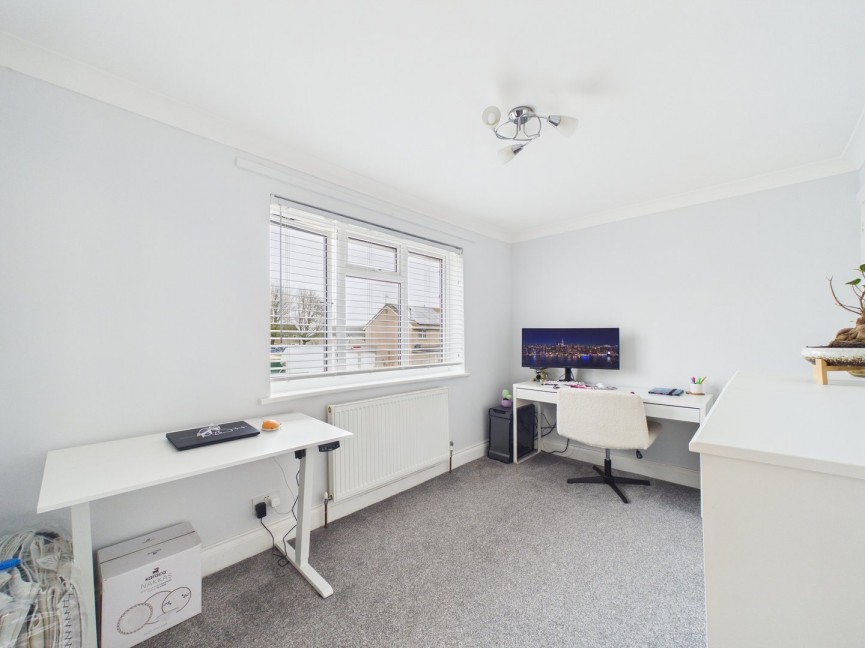 2 bedroom House for Sale Keats Way, Hitchin, Hertfordshire