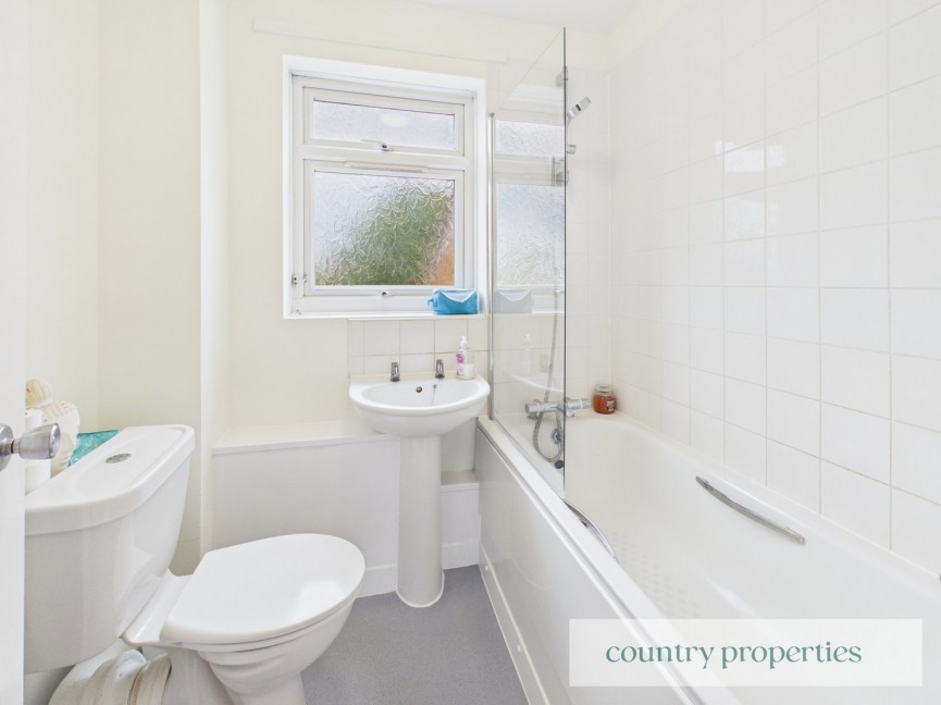 1 bedroom Flat for Sale Upperfield Road, Welwyn Garden City, Hertfordshire