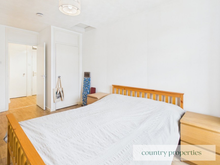 1 bedroom Flat for Sale Upperfield Road, Welwyn Garden City, Hertfordshire