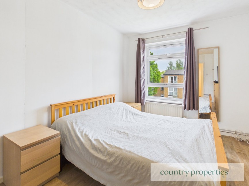 1 bedroom Flat for Sale Upperfield Road, Welwyn Garden City, Hertfordshire