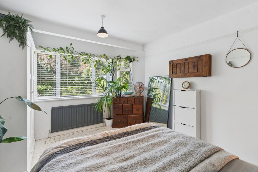 2 bedroom Flat for Sale Garrison Court, Hitchin, Hertfordshire