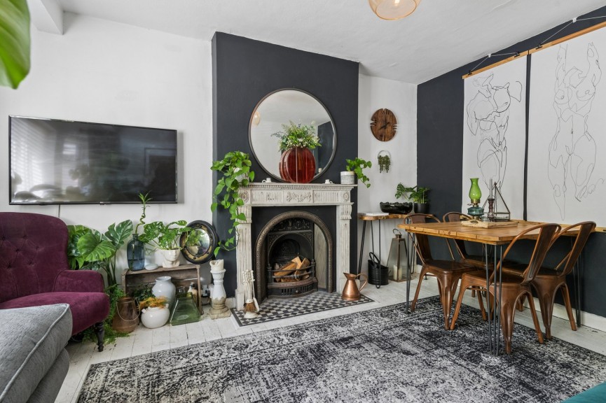 2 bedroom Flat for Sale Garrison Court, Hitchin, Hertfordshire