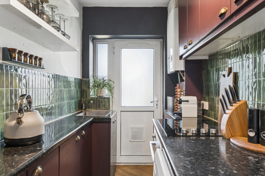 2 bedroom Flat for Sale Garrison Court, Hitchin, Hertfordshire