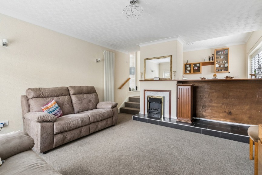 3 bedroom Bungalow for Sale Ampthill Road, Shefford, Bedfordshire