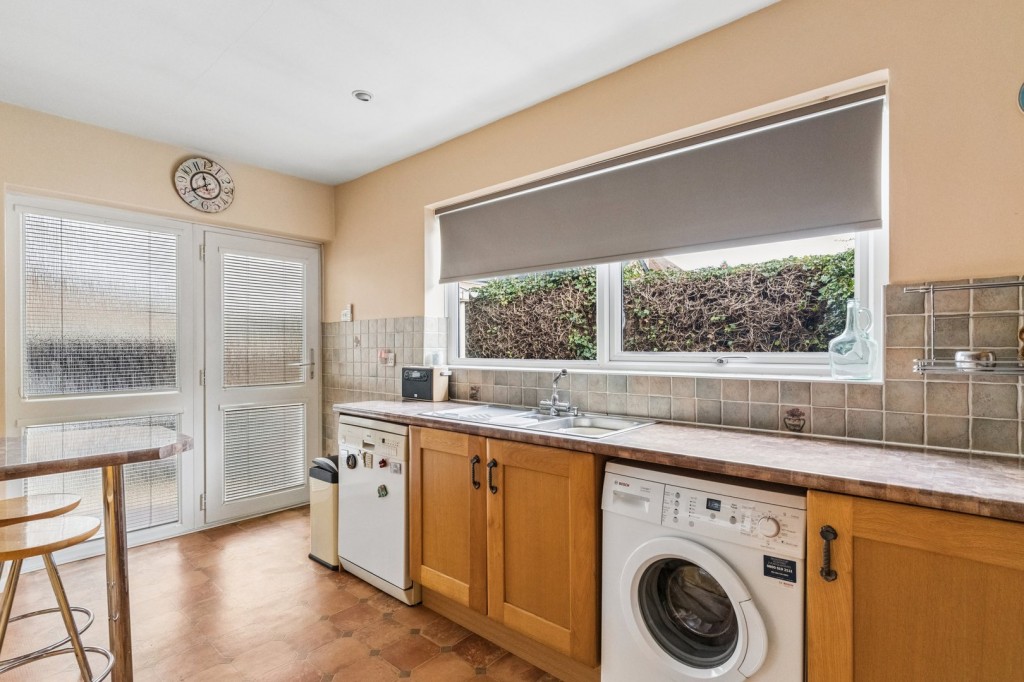 Ampthill Road, Shefford, Bedfordshire