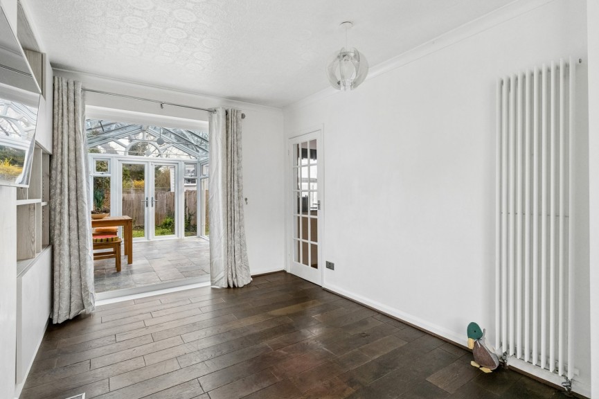 3 bedroom House for Sale Common Rise, Hitchin, Hertfordshire