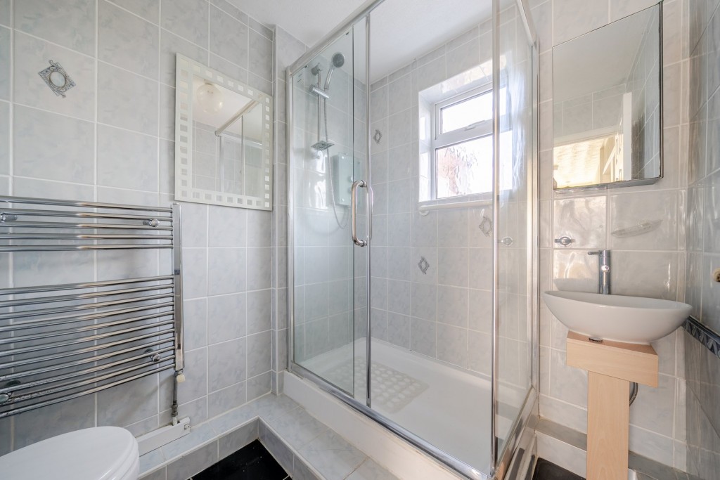 Clifford Crescent, Luton, Bedfordshire