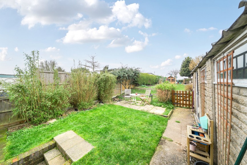 3 bedroom House for Sale Lower Stondon, Henlow, Bedfordshire