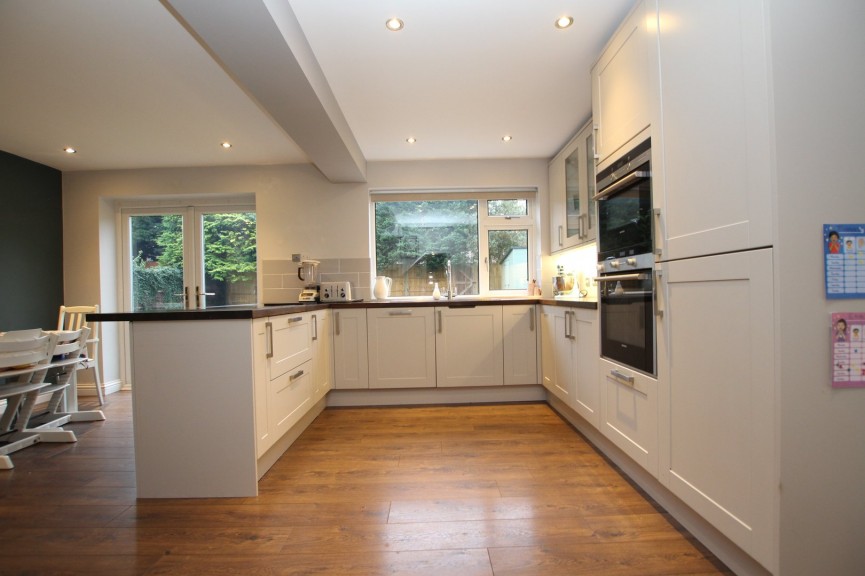 4 bedroom House for Letting Holme Court Avenue, Biggleswade, Bedfordshire