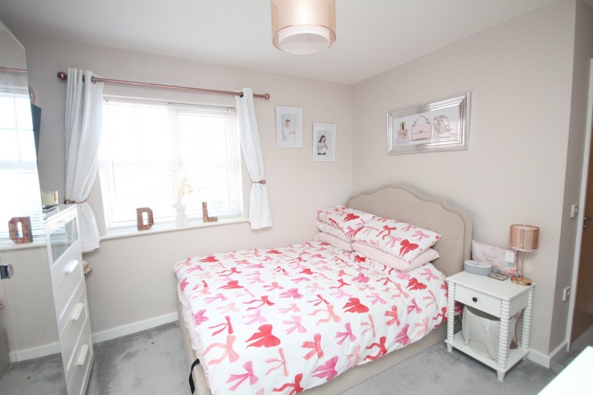 2 bedroom Flat for Sale Wissen Drive, Letchworth Garden City, Hertfordshire