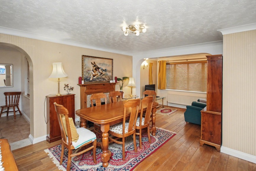 4 bedroom House for Sale Whitechurch Gardens, Letchworth Garden City, Hertfordshire