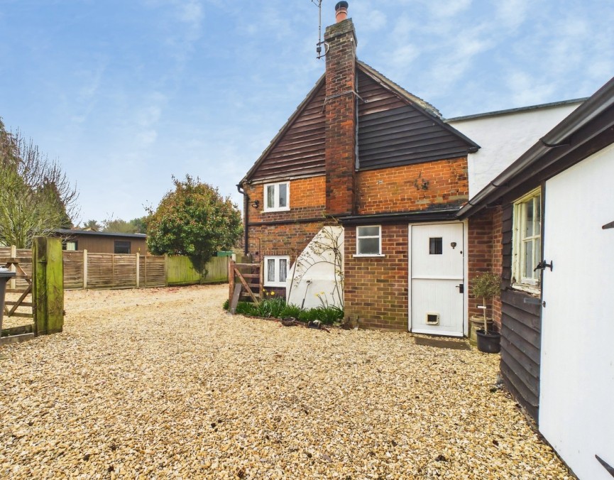 2 bedroom House for Sale Lilley, Luton, Hertfordshire