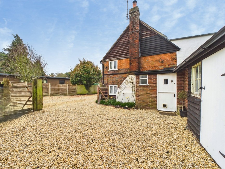 2 bedroom House for Sale Lilley, Luton, Hertfordshire