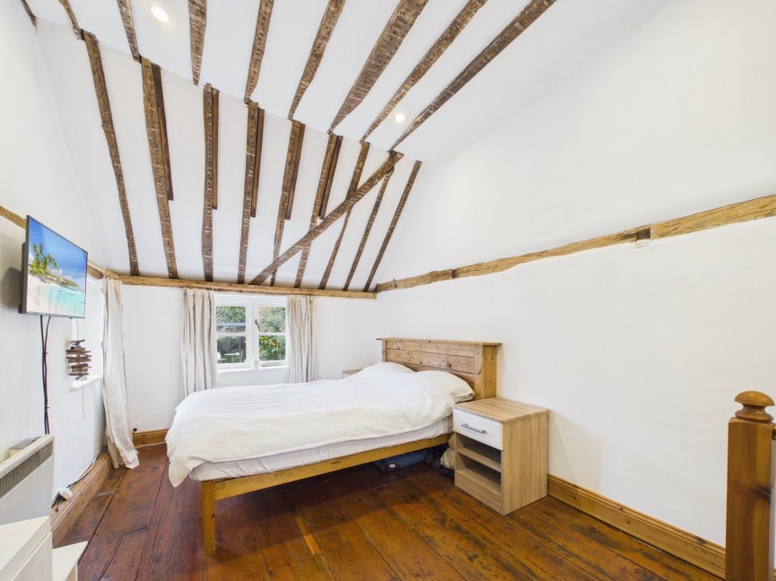 2 bedroom House for Sale Lilley, Luton, Hertfordshire