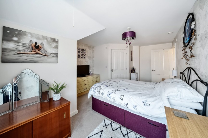 2 bedroom Flat for Letting River View, Shefford, Bedfordshire