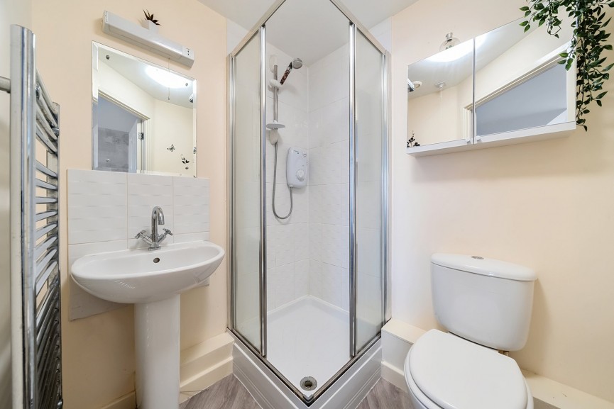 2 bedroom Flat for Letting River View, Shefford, Bedfordshire