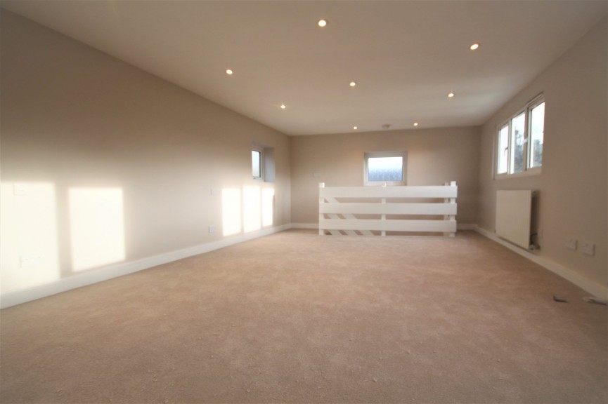 1 bedroom House for Letting High Street, Arlesey, Bedfordshire