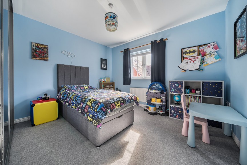 5 bedroom House for Sale Comfrey Road, Stotfold, Bedfordshire