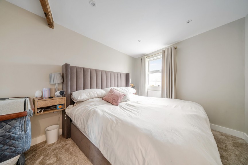 2 bedroom House for Sale Hitchin Road, Shefford, Bedfordshire