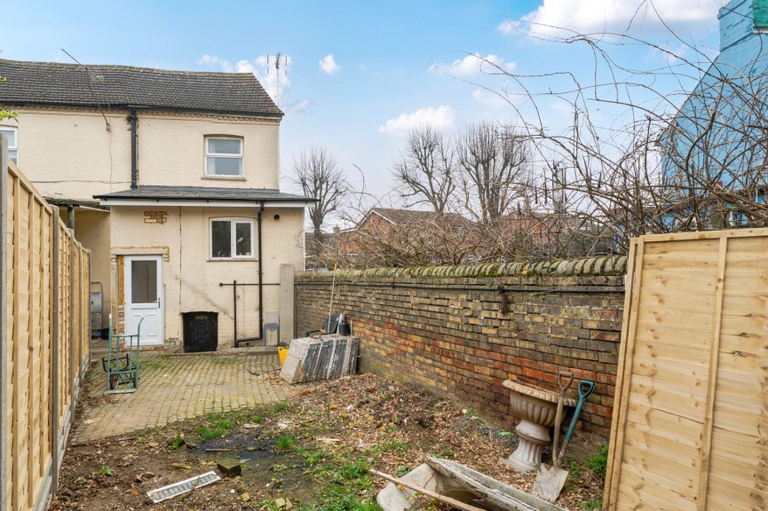 2 bedroom House for Sale Hitchin Road, Shefford, Bedfordshire