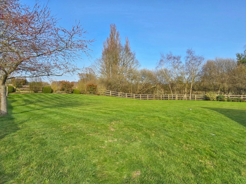 4 bedroom House for Sale Ampthill, Bedfordshire