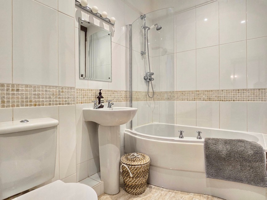 4 bedroom House for Sale Ampthill, Bedfordshire