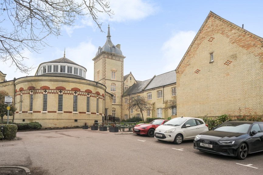 1 bedroom Flat for Sale Kingsley Avenue, Fairfield, Bedfordshire