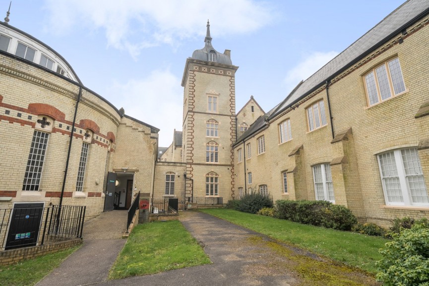 1 bedroom Flat for Sale Kingsley Avenue, Fairfield, Bedfordshire