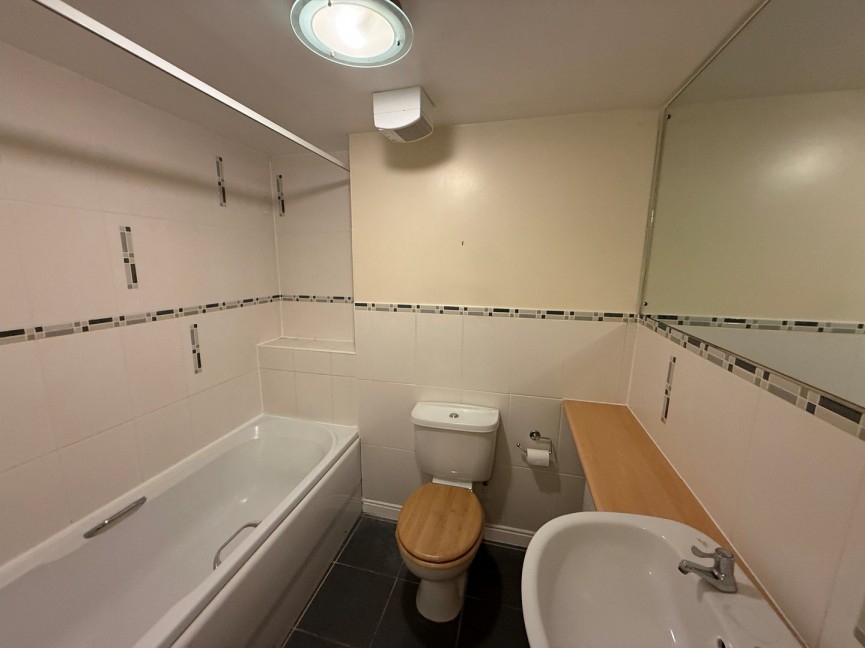 1 bedroom Flat for Letting The Hawthorns, Flitwick