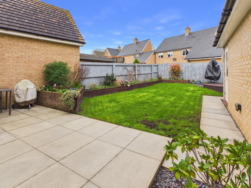 4 bedroom House for Sale Thames Bank, Biggleswade, Bedfordshire