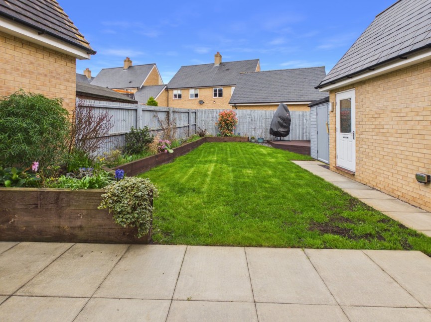 4 bedroom House for Sale Thames Bank, Biggleswade, Bedfordshire