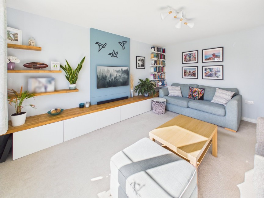 4 bedroom House for Sale Thames Bank, Biggleswade, Bedfordshire