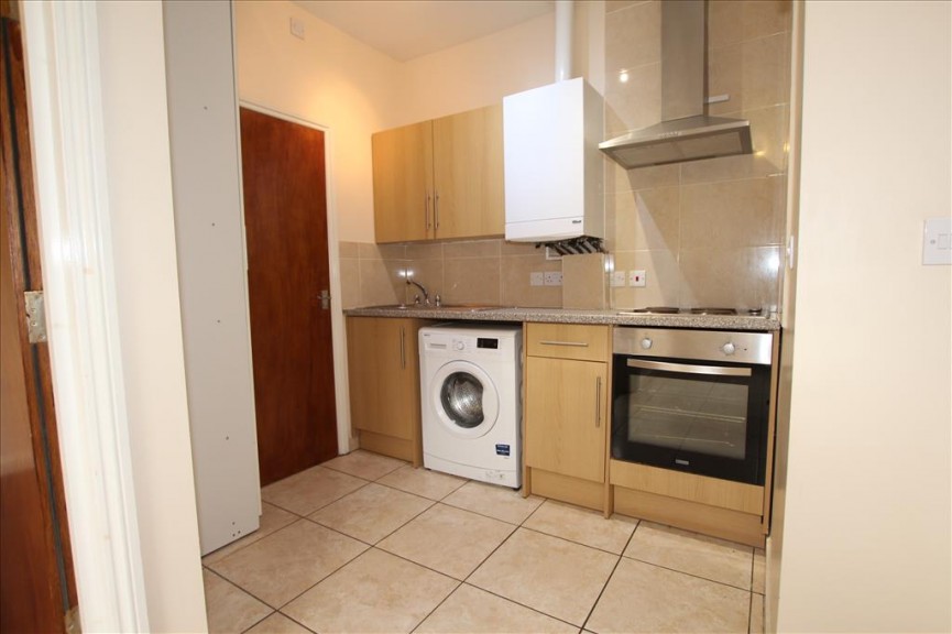 1 bedroom Flat for Letting Angel Pavement, Royston, Hertfordshire