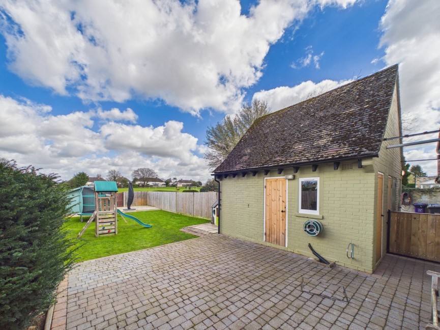 3 bedroom House for Sale St Ippolyts, Hitchin, Hertfordshire