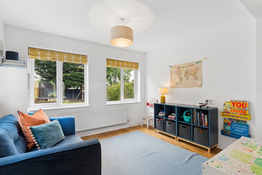 3 bedroom House for Sale Stormont Road, Hitchin, Hertfordshire