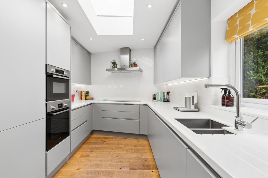 3 bedroom House for Sale Stormont Road, Hitchin, Hertfordshire