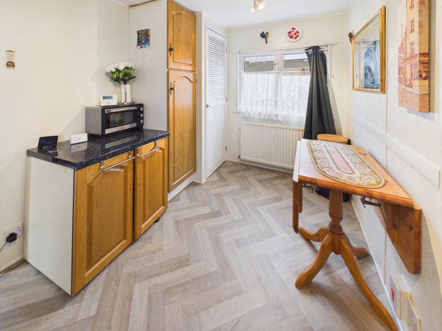 1 bedroom Park home for Sale Limekiln Lane, Baldock, Hertfordshire
