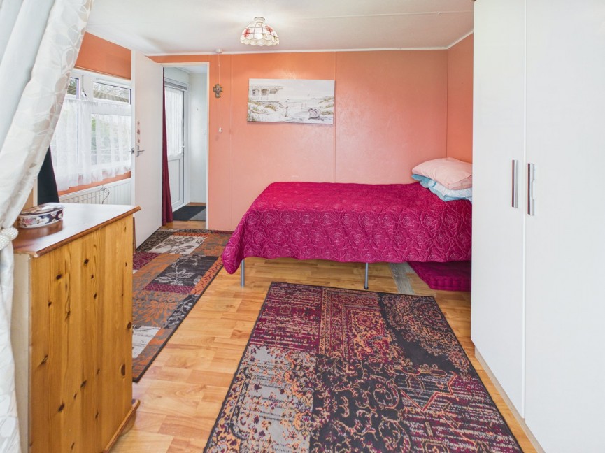 1 bedroom Park home for Sale Limekiln Lane, Baldock, Hertfordshire