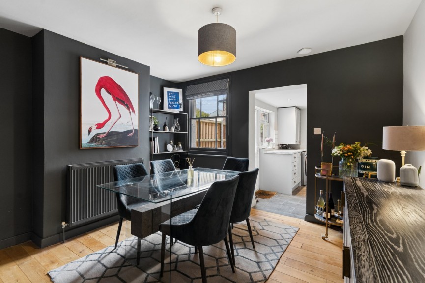 2 bedroom House for Sale Trevor Road, Hitchin, Hertfordshire