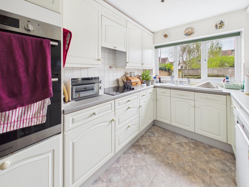 2 bedroom Bungalow for Sale Ashwell, Baldock, Hertfordshire