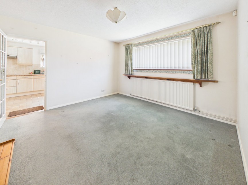 3 bedroom Bungalow for Sale Limekiln Lane, BALDOCK, Hertfordshire